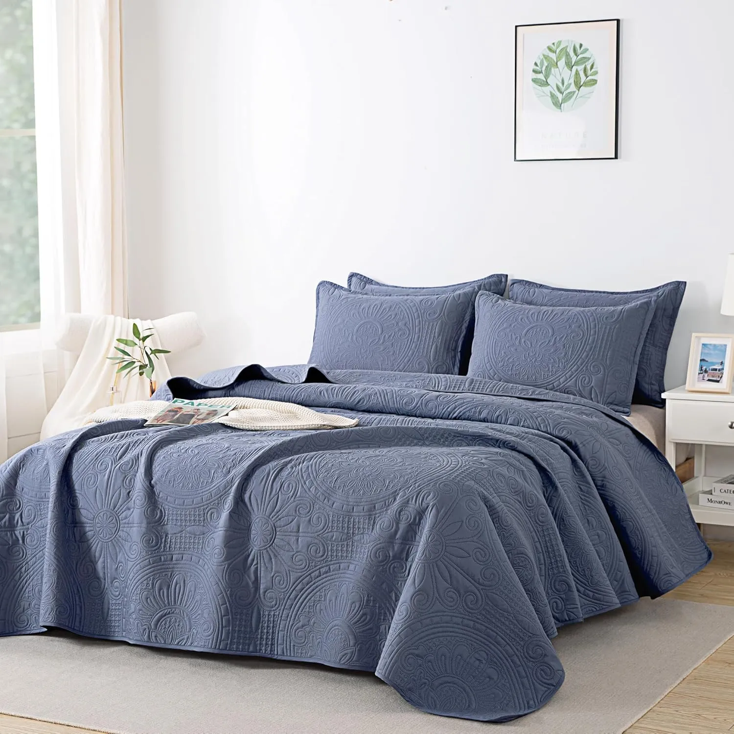 annadaif Queen Size Quilt Bedding Set (90x96 Inch) Blue Bedspreads, 3 Pieces Lightweight Comforter, Coin Pattern Coverlet Bedding Cover All Seasons (1 Quilt, 2 Pillow Shams)