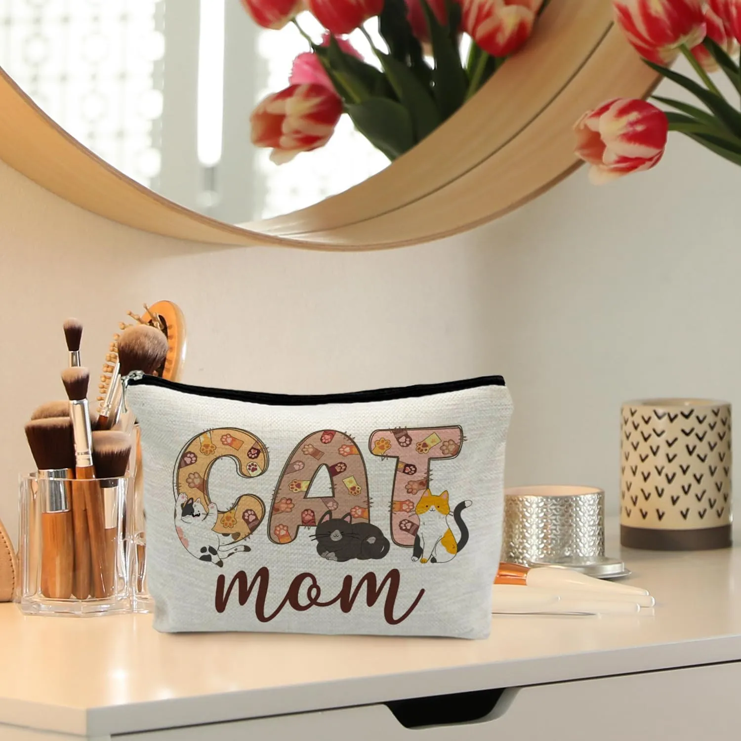 Cat Mom Gifts, Cute Cat Makeup Bag, Cat Lady Gifts, Cat Gifts for Women Cat Lovers, Cat Cosmetic Bags Toiletry Bag for Women, Cat Makeup Pouch, Cat Accessories for Women
