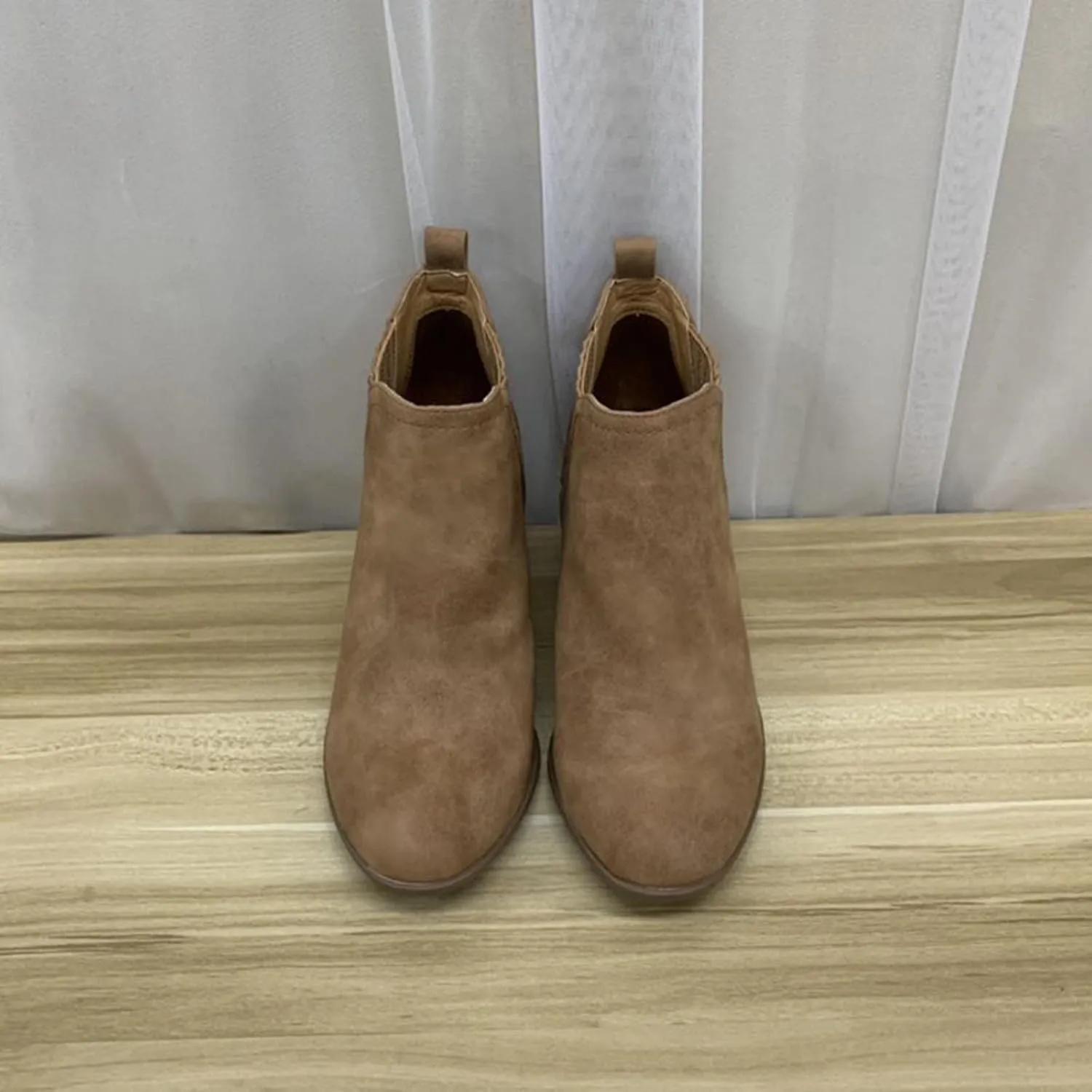 oiangi Fall Boots for Women 2022 Trendy Suede Slip on V Cutout Round Toe Zipper Chunky Stacked Mid Heel Ankle Booties Solid Cute Comfy Ladies Casual Shoes